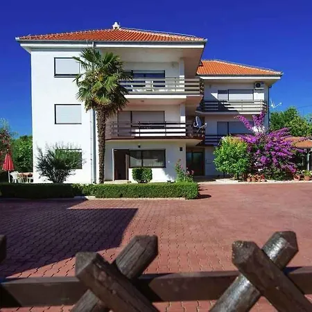 One-bedroom In Zadar Iii דיקלו